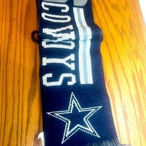 OS - Reversible NFL Dallas Cowboys scarf - NWT